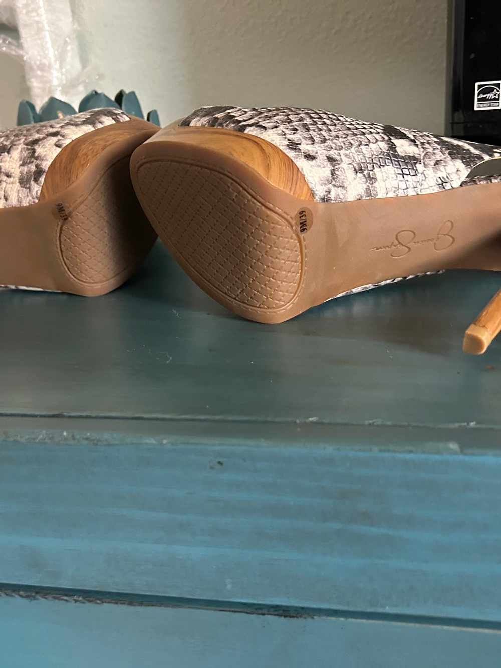 Jessica Simpson Black and Gray Snake-Print Slingback Platform Heels - Picture 5 of 6